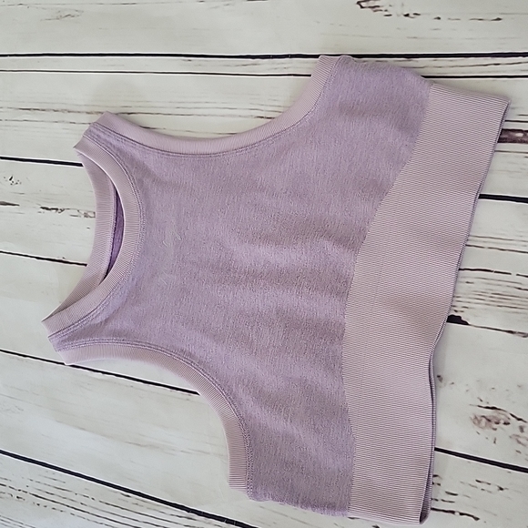 Hurley - Picture 4 of 8